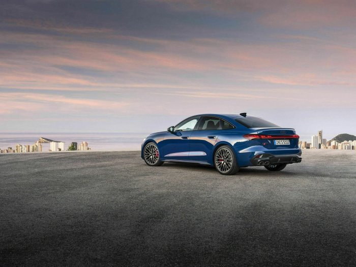 Audi S5 3.0 TFSI (367 Hp) quattro S-tronic na prodej za 1416868 Kč