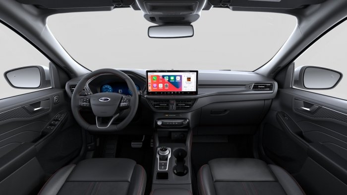 Ford Kuga 2.5 Duratec Hybrid PHEV (243 Hp) na operativní leasing za 7771 Kč/měs.