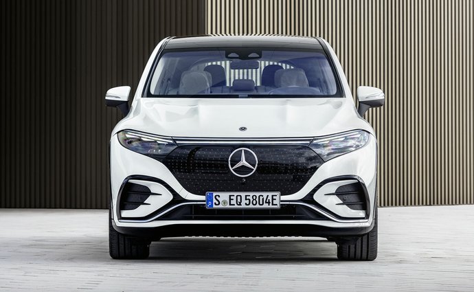 Mercedes-Benz EQS SUV EQS 500 (449 Hp) 4MATIC SUV na prodej za 2833850 Kč