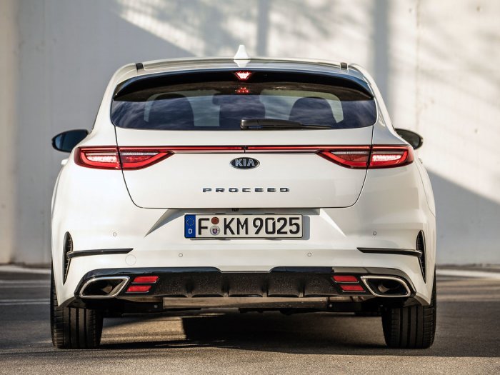 Kia Pro Cee'd 1.4 T-GDI (140 Hp) DCT na prodej za 441307 Kč