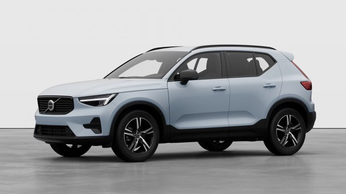 Volvo XC40 2.0 B4 (197 Hp) Mild Hybrid Automatic na operativní leasing za 9535 Kč/měs.