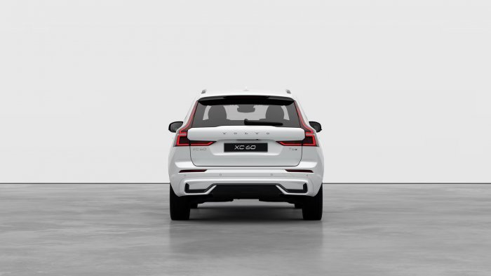 Volvo XC60 2.0 T6 (350 Hp) AWD na operativní leasing za 15849 Kč/měs.