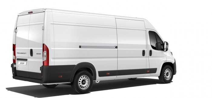 Peugeot Boxer 140 BlueHDi (140 Hp) manual na operativní leasing za 10348 Kč/měs.