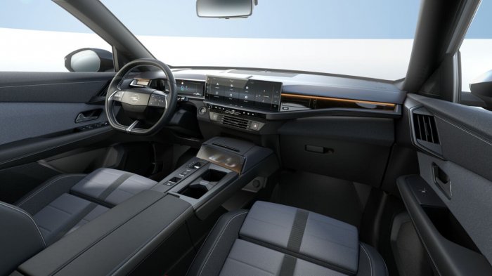 Opel Grandland 1.2 hybrid (145 Hp) eDCT6 na operativní leasing za 9188 Kč/měs.