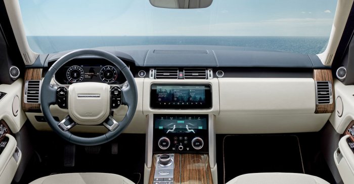 Land Rover Range Rover 3.0 D300 (301 Hp) Mild Hybrid AWD Automatic na operativní leasing za 44979 Kč/měs.