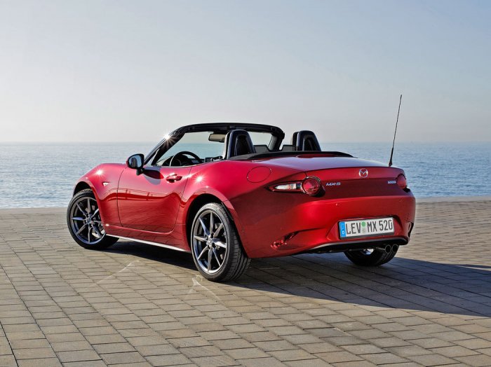 Mazda MX-5 2.0 SkyActiv-G (181 Hp) na prodej za 686905 Kč