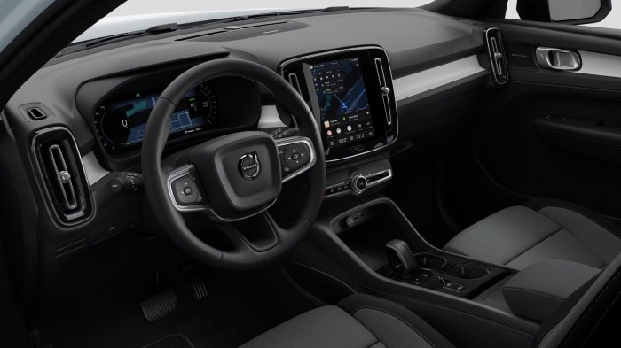 Volvo XC40 2.0 B3 (163 Hp) Mild Hybrid Automatic na operativní leasing za 10377 Kč/měs.