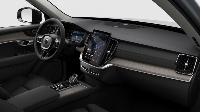 Volvo XC90 B5 (250 Hp) AWD Mild hybrid Automatic na prodej za 1391669 Kč