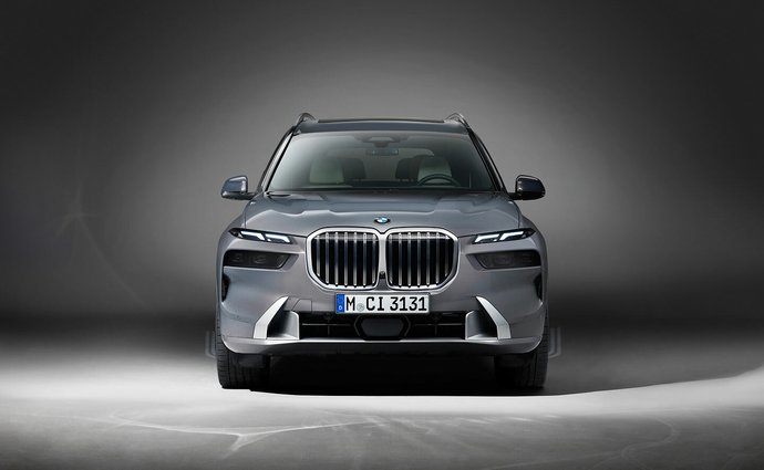 BMW X7 M60i (530 Hp) Mild Hybrid xDrive Steptronic na prodej za 2527318 Kč