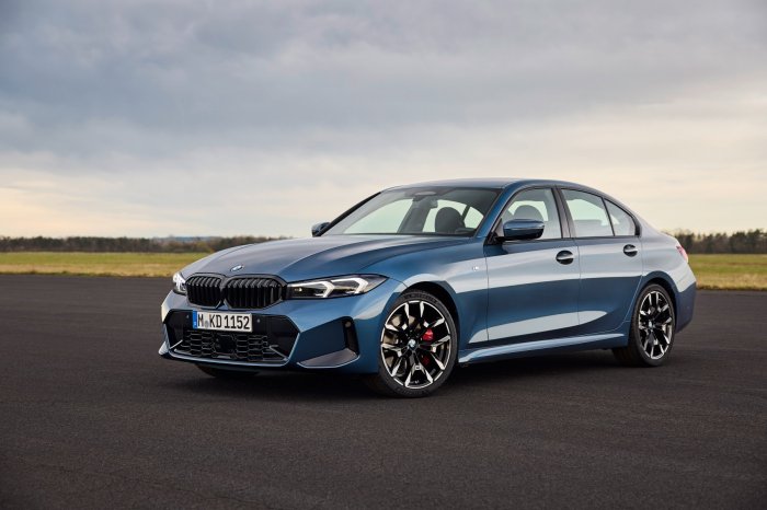 BMW Řada 3 330e (292 Hp) na prodej za 1085231 Kč