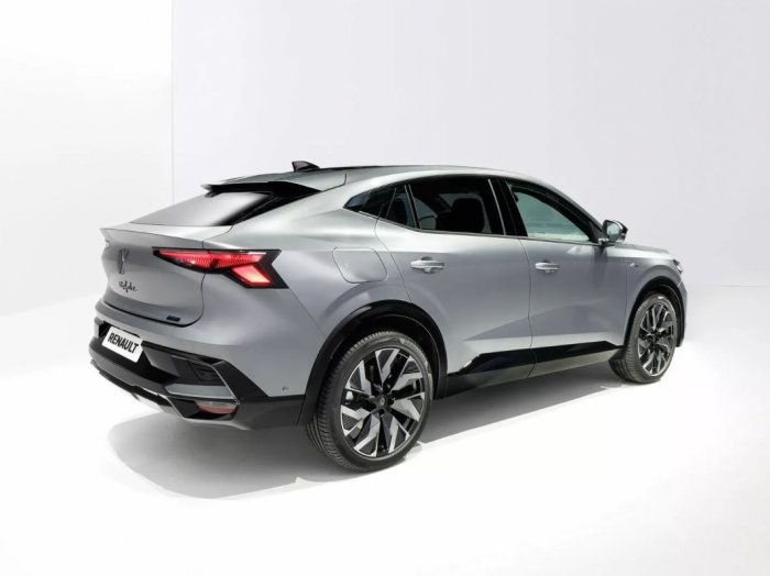 Renault Rafale E-Tech full hybrid 200 1.2 (200 Hp) na operativní leasing za 12560 Kč/měs.