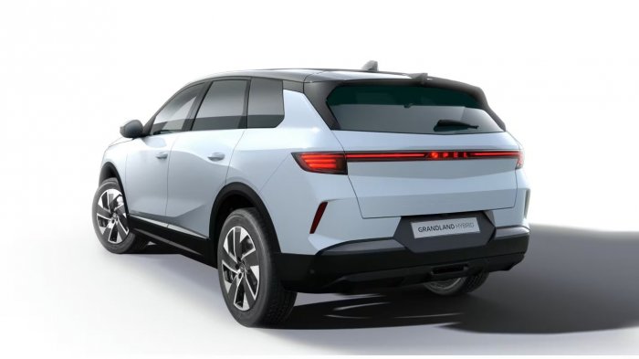 Opel Grandland 1.2 hybrid (145 Hp) eDCT6 na operativní leasing za 9188 Kč/měs.