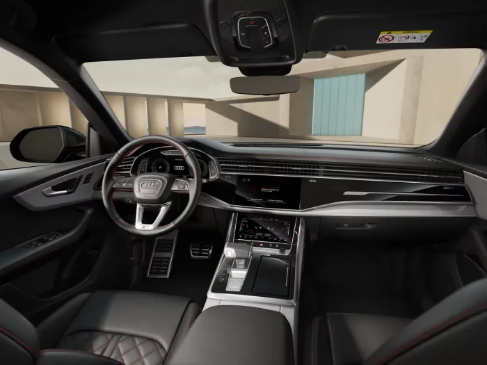 Audi Q8 TFSI e (394 Hp) Plug-in na operativní leasing za 27742 Kč/měs.