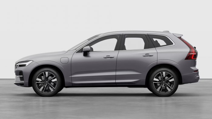 Volvo XC60 2.0 T6 (350 Hp) AWD na operativní leasing za 15348 Kč/měs.