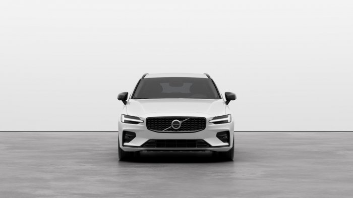 Volvo V60 2.0 B4 (197 Hp) Mild Hybrid DCT na operativní leasing za 9817 Kč/měs.