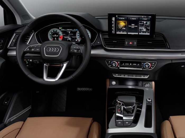 Audi Q5 45 TFSI (265 Hp) Mild Hybrid quattro ultra S tronic na prodej za 1104930 Kč