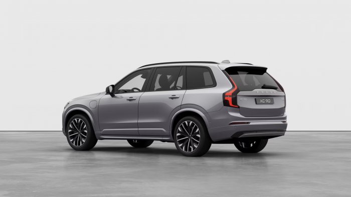 Volvo XC90 T8 (455 Hp) Plug-in hybridní eAWD Aut na operativní leasing za 27463 Kč/měs.