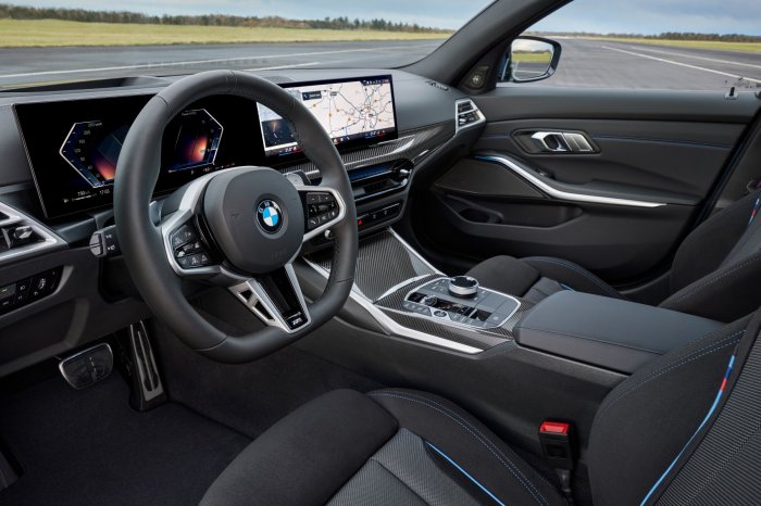 BMW Řada 3 M340i (374 Hp) xDrive na operativní leasing za 24919 Kč/měs.