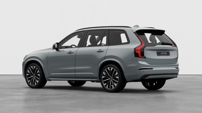 Volvo XC90 B5 (250 Hp) AWD Mild hybrid Automatic na prodej za 1391669 Kč
