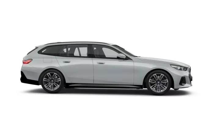 BMW Řada 5 540d (303 Hp) xDrive na operativní leasing za 15199 Kč/měs.