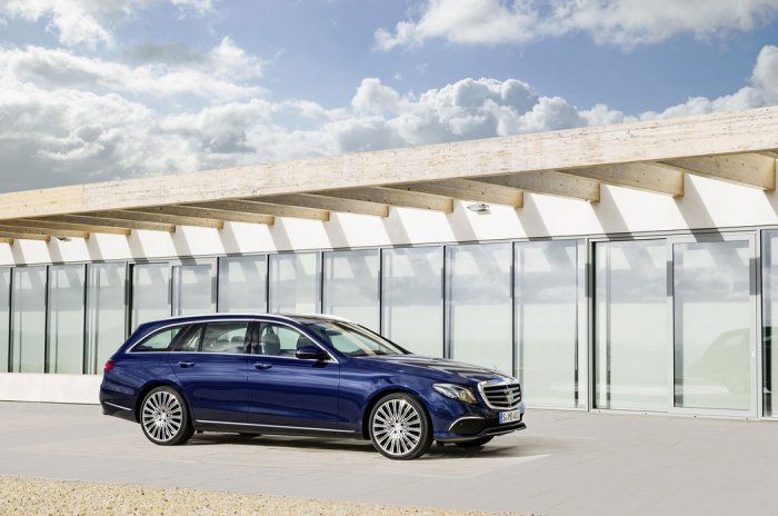 Mercedes-Benz Třída E E 400d (340 Hp) 4MATIC G-TRONIC na prodej za 1320000 Kč