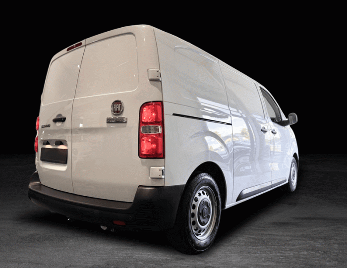Fiat Scudo 2.0 MTJ (145 Hp) 6-man na operativní leasing za 6648 Kč/měs.