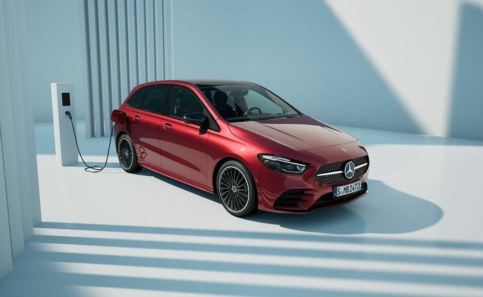 Mercedes-Benz Třída B B 250e (218 Hp) Plug-in Hybrid 8G-DCT na prodej za 907679 Kč