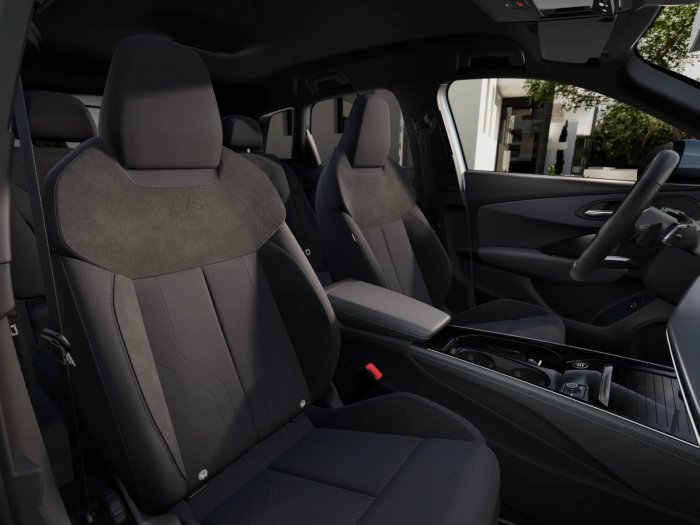 Audi Q3 2.0 TFSI (265 Hp) S tronic quattro na operativní leasing za 13423 Kč/měs.