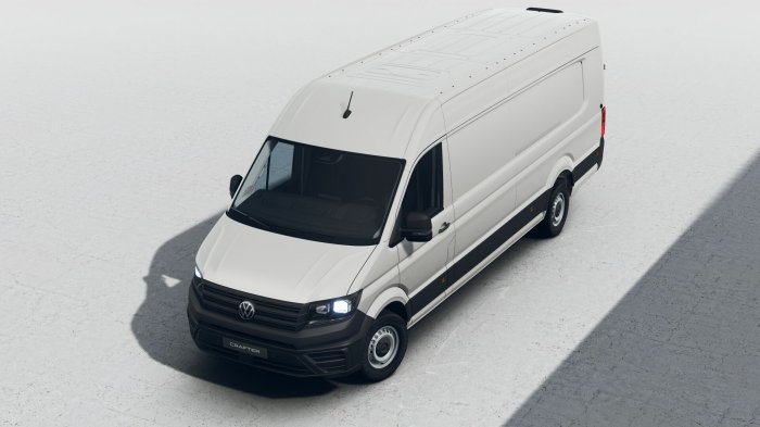 Volkswagen Crafter 2.0 TDI skříň 35 dlouhý rozvor s převisem (140 Hp) Aut na operativní leasing za 15568 Kč/měs.