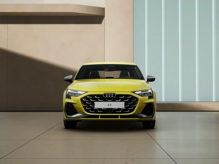 Audi S3 2.0 TFSI (333 Hp) S tronic quattro na operativní leasing za 9091 Kč/měs.