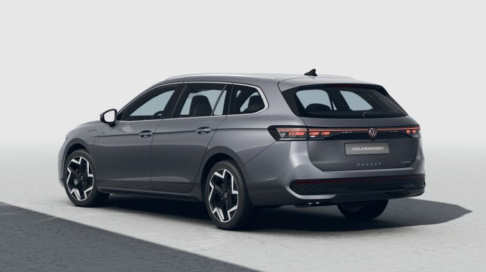 Volkswagen Passat 1,5 TSI PHEV (204 Hp) DSG na operativní leasing za 12202 Kč/měs.