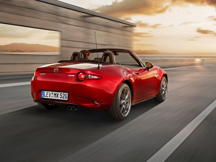 Mazda MX-5 2.0 SkyActiv-G (181 Hp) na prodej za 686905 Kč