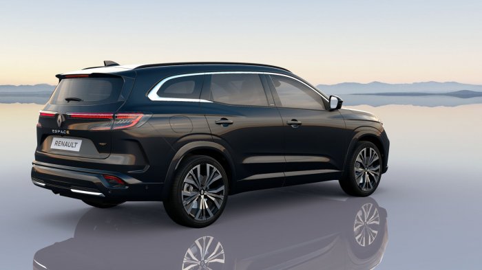 Renault Espace 1.2 E-TECH (200 Hp) Full Hybrid Multi-Mode 7 Seat na operativní leasing za 11062 Kč/měs.