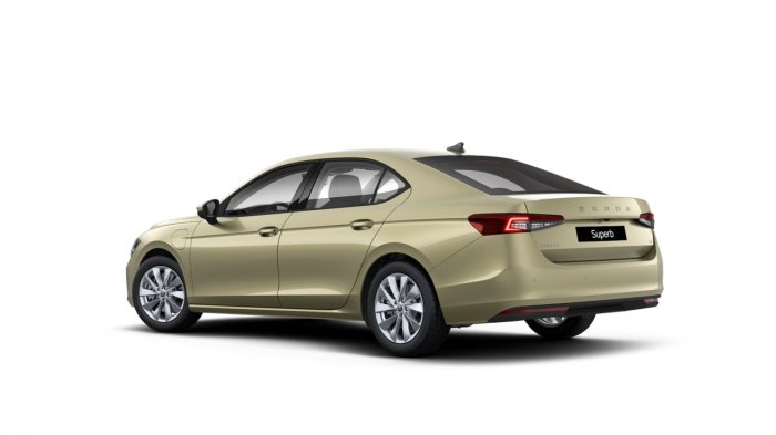 Škoda Superb 1,5 TSI iV (204 Hp) PHEV na operativní leasing za 8899 Kč/měs.