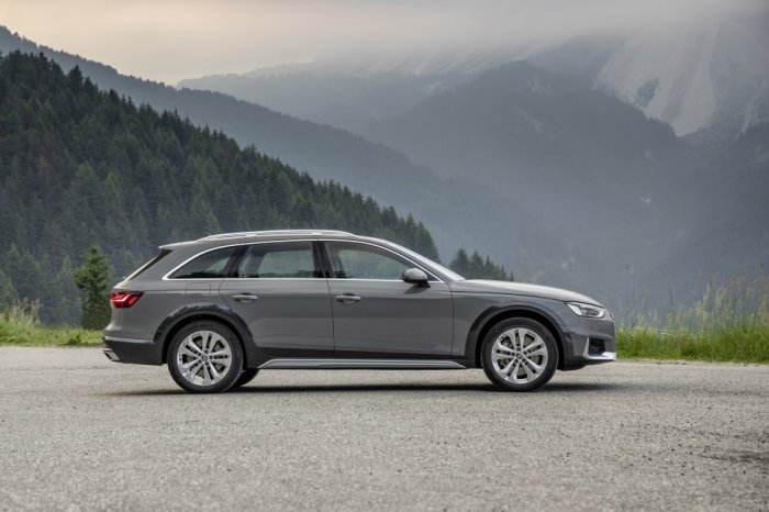 Audi A4 50 TDI V6 (286 Hp) quattro Tiptronic na prodej za 1032424 Kč