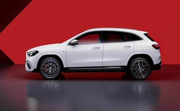 Mercedes-Benz GLA GLA 250e (218 Hp) Plug-in Hybrid 8G-DCT na prodej za 932789 Kč