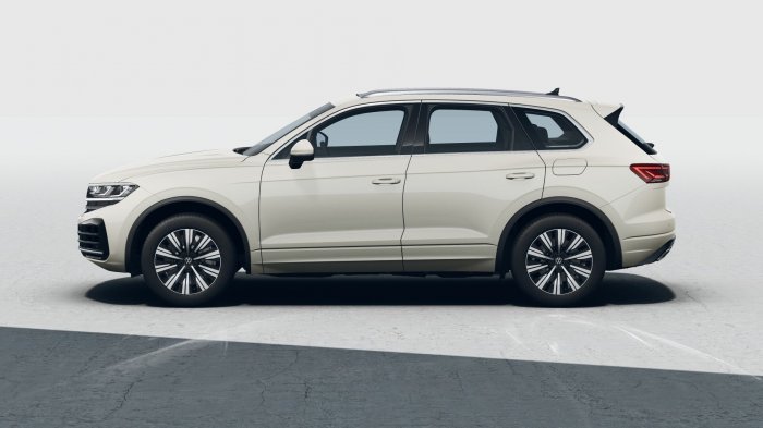 Volkswagen Touareg 3.0 V6 TFSI (381 Hp) eHybrid 4MOTION Tiptronic na operativní leasing za 18862 Kč/měs.