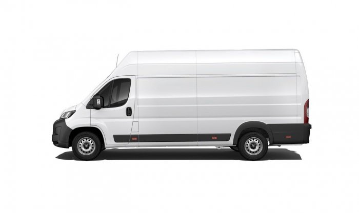 Peugeot Boxer BlueHDi 180 (180 Hp) MAN6 na operativní leasing za 11807 Kč/měs.