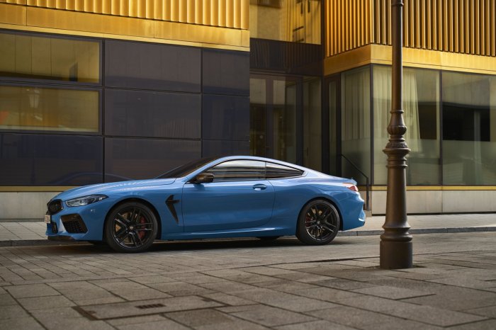 BMW M8 M8 4.4 V8 (600 Hp) xDrive Steptronic Sport na prodej za 3390636 Kč