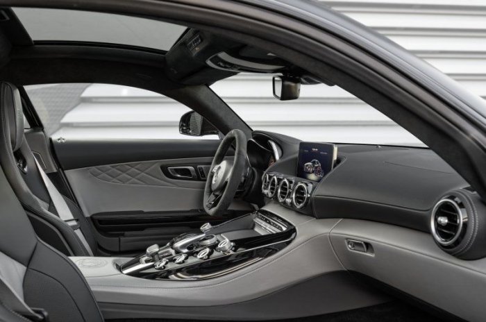 Mercedes-Benz AMG GT AMG GT 4.0 V8 (476 Hp) DCT na prodej za 2861183 Kč