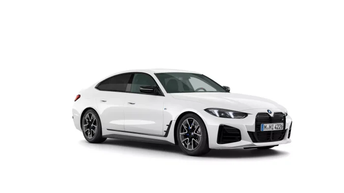 BMW Řada 4 M440i (374 Hp) xDrive na operativní leasing za 16499 Kč/měs.