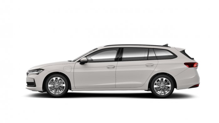 Škoda Superb 1,5 TSI iV (201 Hp) DSG na operativní leasing za 9636 Kč/měs.