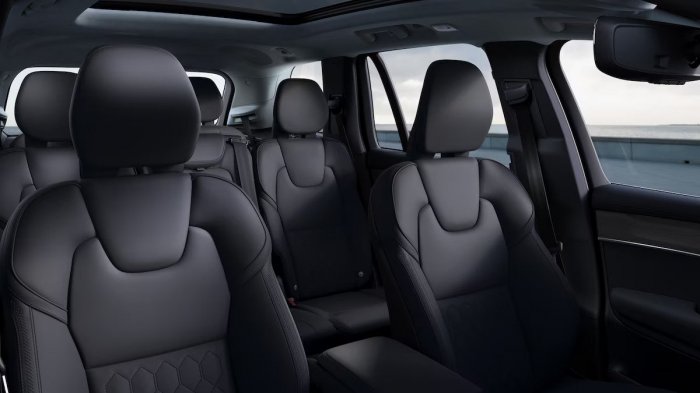 Volvo XC90 B5 (250 Hp) AWD Mild hybrid Aut na operativní leasing za 21292 Kč/měs.