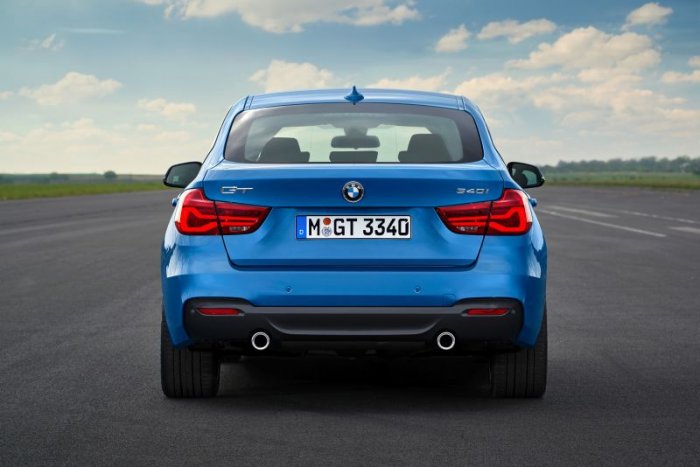 BMW Řada 3 330i (252 Hp) Steptronic na prodej za 775702 Kč