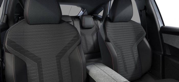 Peugeot 3008 1.2 hybrid (136 Hp) e-DSC6 na operativní leasing za 8474 Kč/měs.