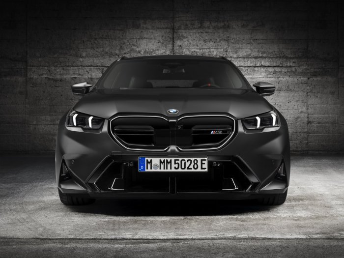 BMW M5 M5 4.4 (727 Hp) Plug-in na prodej za 2908884 Kč