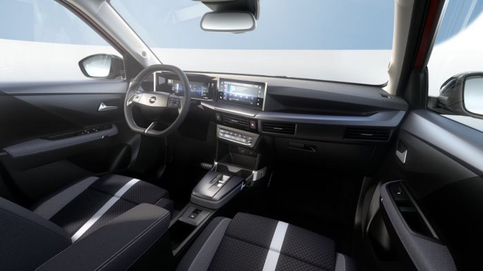 Opel Frontera 83 kW (113 Hp) na operativní leasing za 9669 Kč/měs.