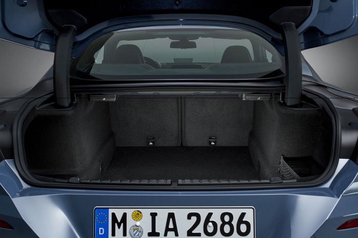 BMW Řada 8 M850i (530 Hp) xDrive Steptronic na prodej za 2898484 Kč