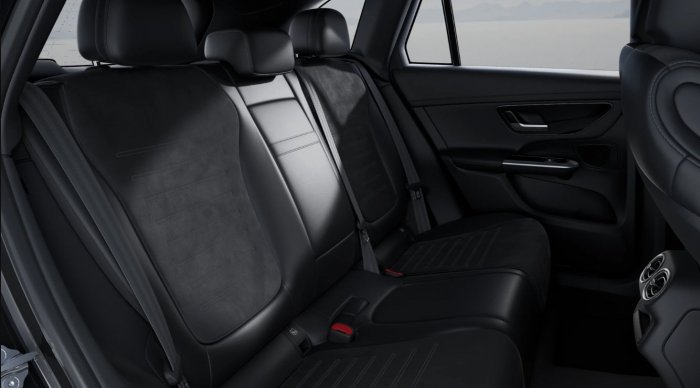 Mercedes-Benz GLC GLC 220d (197 Hp) Mild Hybrid 4MATIC 9G-TRONIC na operativní leasing za 17870 Kč/měs.