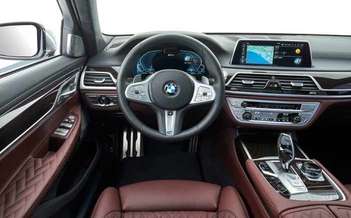 BMW Řada 7 730d (265 Hp) xDrive Steptronic na prodej za 1705901 Kč